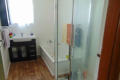 Photo of property in 16 Boon Street, Manurewa, Auckland, 2102