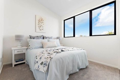 Photo of property in 5/122 Archibald Road, Kelston, Auckland, 0602