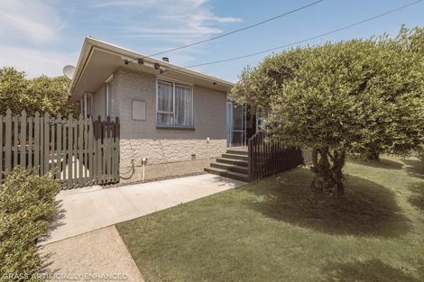 Photo of property in 193 Beach Road, North New Brighton, Christchurch, 8083