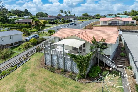Photo of property in 12 Ash Grove, Maungaturoto, 0520