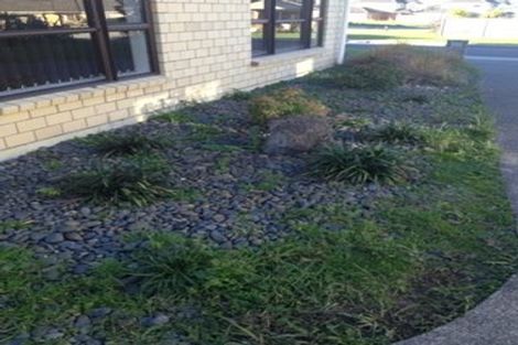 Photo of property in 11 Riverglade Parkway, Te Atatu South, Auckland, 0610