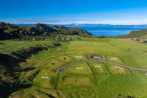 Photo of property in 10 Taumata Rise, Acacia Bay, 3385