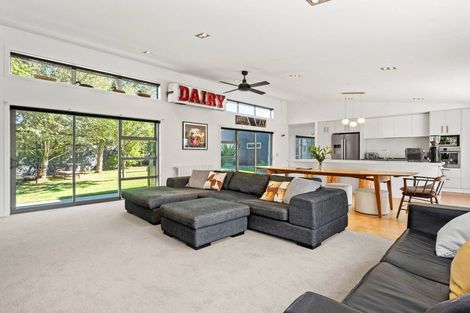 Photo of property in 6 Mcivor Lane, Lake Hayes, Queenstown, 9304