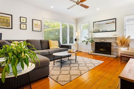 Photo of property in 5 Kervil Avenue, Te Atatu Peninsula, Auckland, 0610