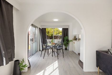 Photo of property in 4 Sandalwood Drive, Dinsdale, Hamilton, 3204