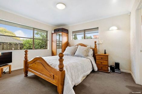 Photo of property in 15 Prictor Street, Papakura, 2110