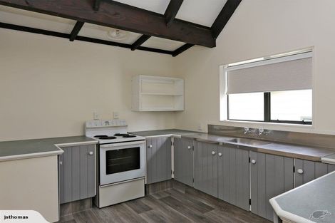 Photo of property in 2/73 Milton Road, Bluff Hill, Napier, 4110