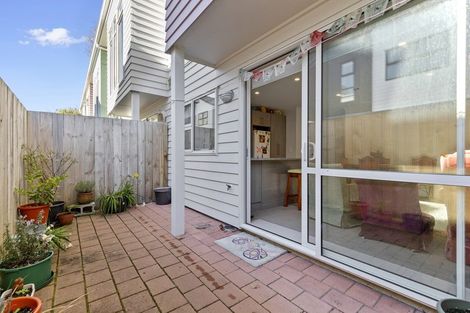 Photo of property in 2/72 Carrington Avenue, Silverdale, Hamilton, 3216