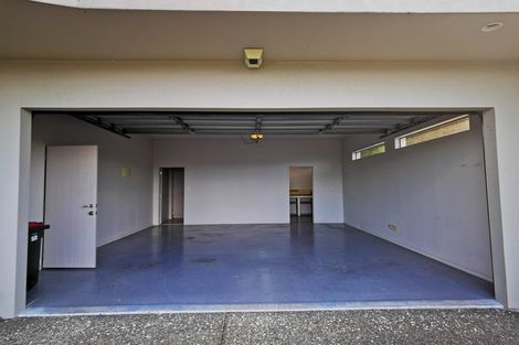 Photo of property in 20 Bournemouth Terrace, Murrays Bay, Auckland, 0630