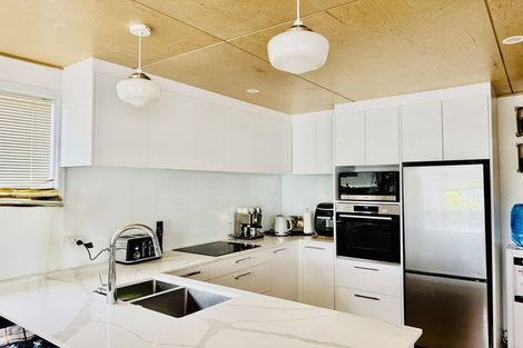 Photo of property in 21 Tamar Street, South Hill, Oamaru, 9400