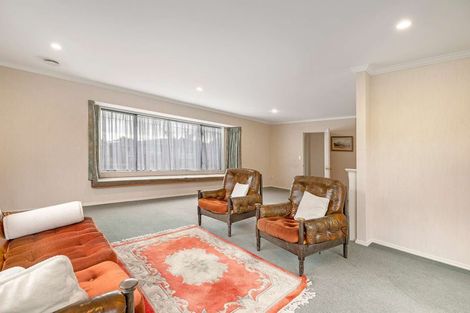 Photo of property in 11 Sutherland Crescent, Westbrook, Palmerston North, 4412