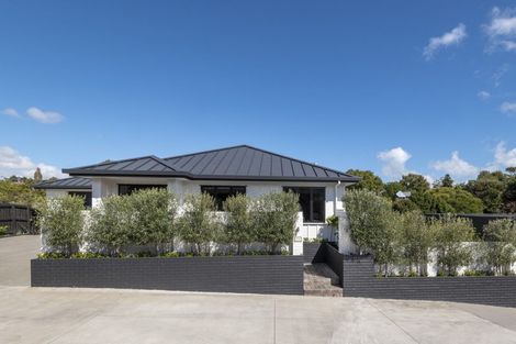 Photo of property in 63a Evelyn Road, Cockle Bay, Auckland, 2014