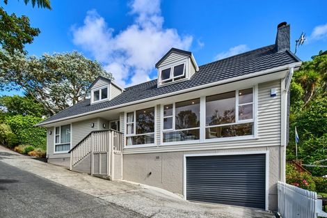 Photo of property in 46 Homewood Crescent, Karori, Wellington, 6012