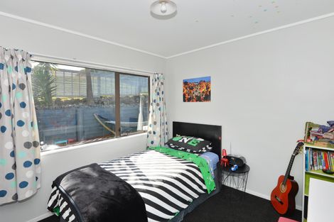 Photo of property in 37 Ridgeway Drive, Te Kamo, Whangarei, 0112