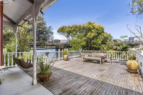 Photo of property in 25 Princes Street, Northcote Point, Auckland, 0627