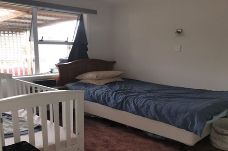 Photo of property in 24 Beach Road, Glenbrook, Waiuku, 2681