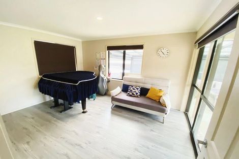 Photo of property in 20 Toroa Street, Torbay, Auckland, 0630