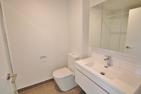 Photo of property in 31 Whanui Place, Mangere Bridge, Auckland, 2022