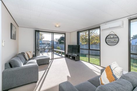 Photo of property in 33 Raymond Street, Fairview Downs, Hamilton, 3214