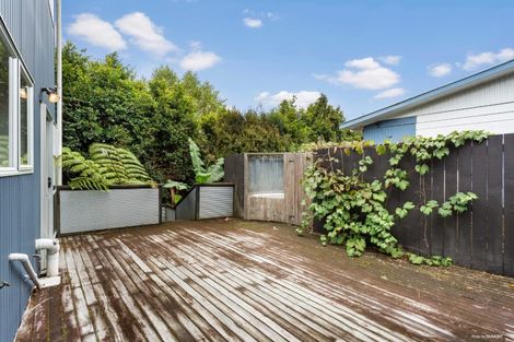 Photo of property in 46a Eskdale Road, Birkdale, Auckland, 0626
