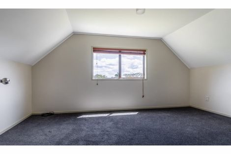 Photo of property in 3/54 Swanson Road, Henderson, Auckland, 0610