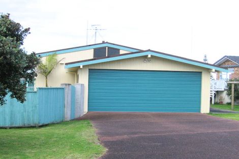 Photo of property in 1 Edith Place, Omaha, 0986