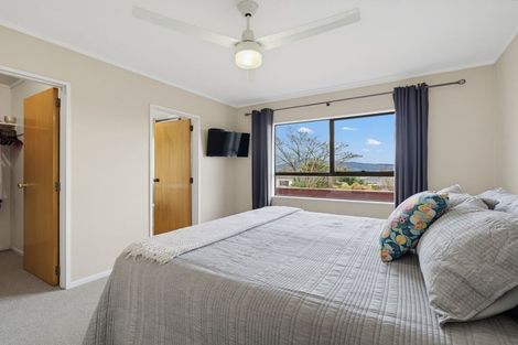 Photo of property in 1 Te Ana Place, Lynmore, Rotorua, 3010