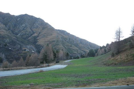 Photo of property in 2 Redfern Terrace, Arthurs Point, Queenstown, 9371