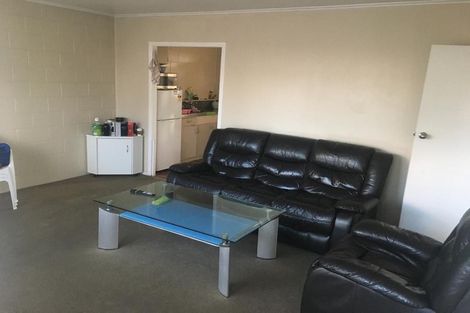 Photo of property in 2/7 Aranui Road, Mount Wellington, Auckland, 1060