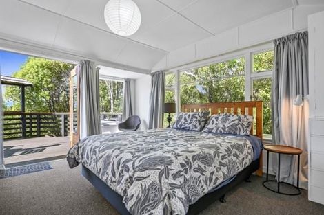 Photo of property in 1091 Dyers Pass Road, Governors Bay, Lyttelton, 8971