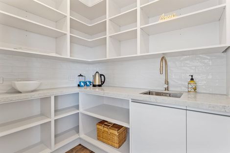 Photo of property in 12a Walbrook Road, Manly, Whangaparaoa, 0930