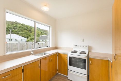 Photo of property in 2/108 Hewer Crescent, Naenae, Lower Hutt, 5011