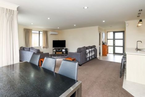 Photo of property in 99 Te Manatu Drive, Huntington, Hamilton, 3210