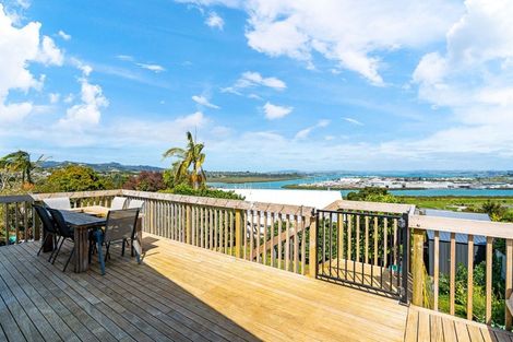 Photo of property in 24 Eureka Place, Parahaki, Whangarei, 0112