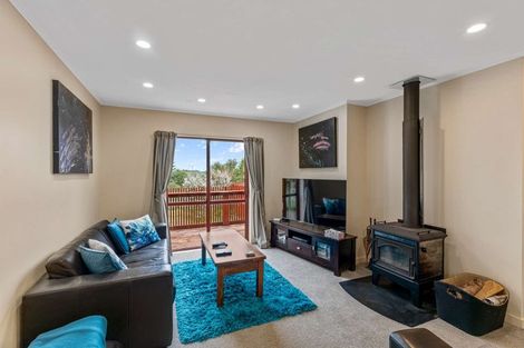 Photo of property in 3004 Kaipara Coast Highway, Glorit, Warkworth, 0984