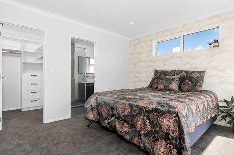 Photo of property in 45c Western Avenue, Omokoroa, 3114