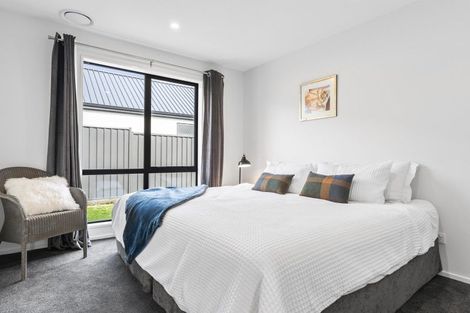 Photo of property in 37 Farrant Drive, Wanaka, 9305