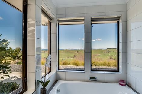 Photo of property in 59 Avery Road, Eskdale, Napier, 4182