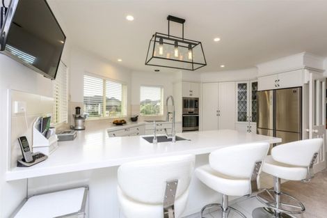 Photo of property in 4 Morley Street, New Plymouth, 4310