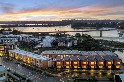 Photo of property in 7/2 Marlborough Crescent, Hobsonville, Auckland, 0616