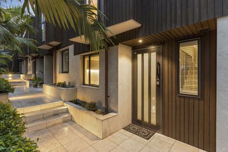 Photo of property in 4/6 Waima Street, Grey Lynn, Auckland, 1021