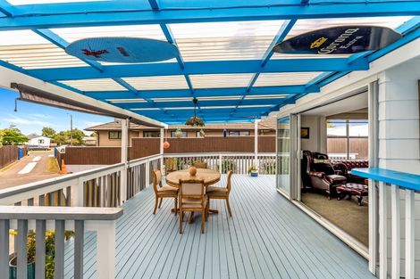 Photo of property in 118 Aberdeen Place, Whangamata, 3620