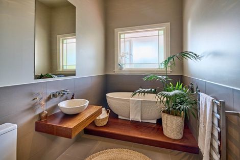 Photo of property in 5a Heretaunga Street, Petone, Lower Hutt, 5012