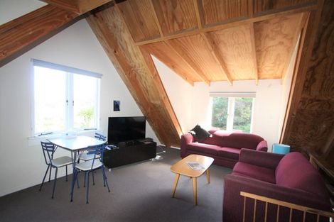 Photo of property in 8 Oxford Terrace, Coromandel, 3506