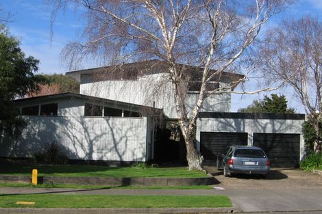 Photo of property in 118 Buick Crescent, Awapuni, Palmerston North, 4412