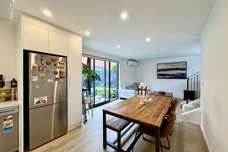 Photo of property in 8 Kotuitui Street, Manukau, Auckland, 2104