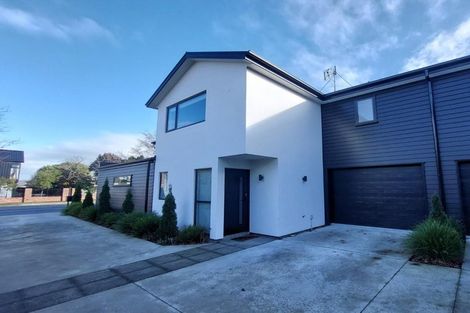Photo of property in 2/102 Strickland Street, Sydenham, Christchurch, 8023