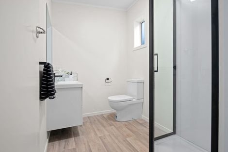 Photo of property in 8 Pembroke Lane, Hamilton Lake, Hamilton, 3204