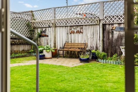 Photo of property in Kowhai Court, 17/17 John Street, Trentham, Upper Hutt, 5018