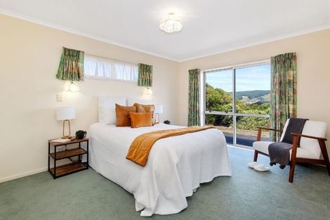 Photo of property in 3 Pikitanga Close, Tawa, Wellington, 5028